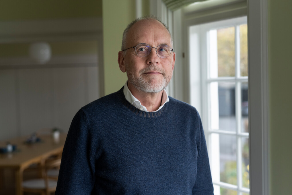 Portræt af biskop Henrik Wigh-Poulsen, april 2024